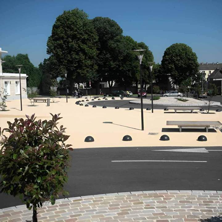 Mobilier urbain Saint-Léonard-des-Bois