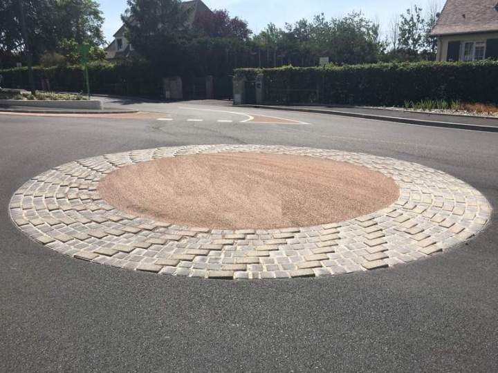 Aménagement urbain Saint-Léonard-des-Bois