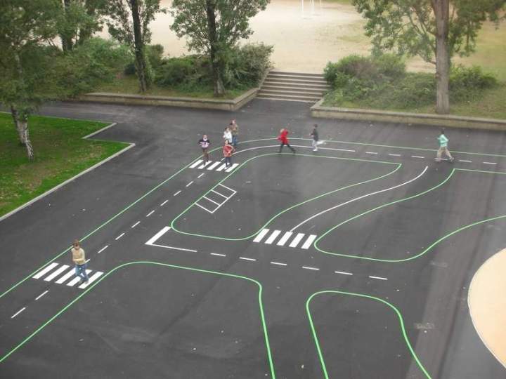 Marquage sur piste Saint-Léonard-des-Bois